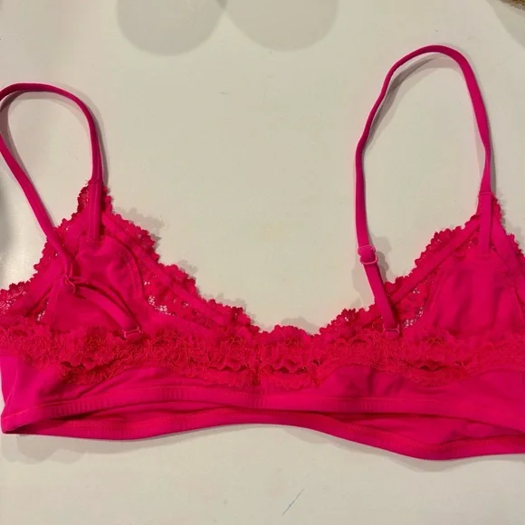 SKIMS Fits Everybody Lace Scoop Bralette Neon Rose Size M - Picture 3 of 4
